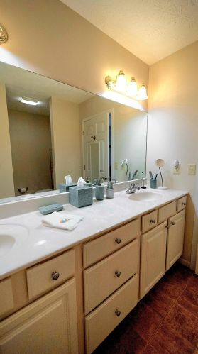 3500 Oakmont Ct, Springfield OH  45502-7207 exterior