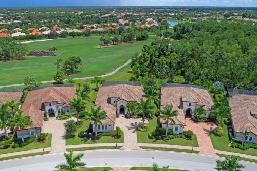 6653 Costa Cir, Naples FL 34113-1703 exterior