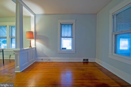 204 Harrington Ave, Harrington DE  19952-1118 exterior