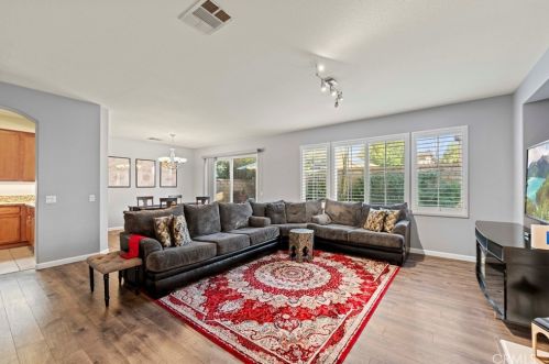 23860 Toscana Dr, Santa Clarita CA  91354-3015 exterior