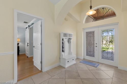 23463 Olde Meadowbrook Cir, Bonita Springs FL 34134-9132 exterior