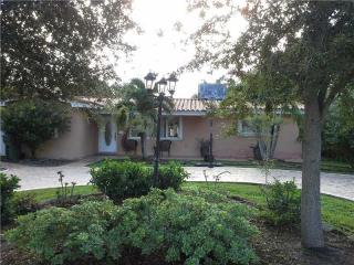 1521 84th St, Miami, FL 33147-4331