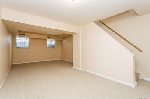 65 Greenvale Cir, White Plains NY  10607-1601 exterior