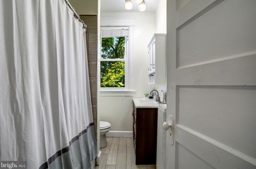 722 K St, Washington DC 20002-3637 exterior