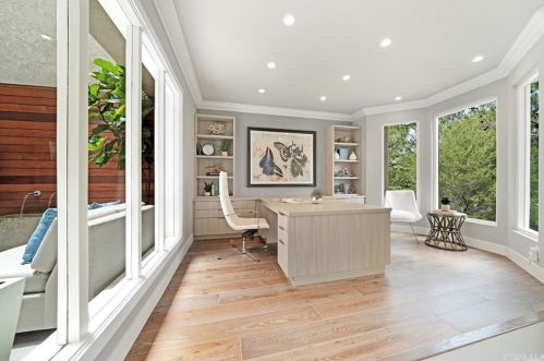 2 Salzburg, Newport Beach, CA 92660-6827