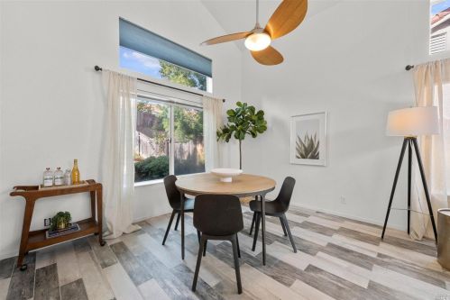 208 Bald Eagle Dr, Vacaville CA  95688-1054 exterior