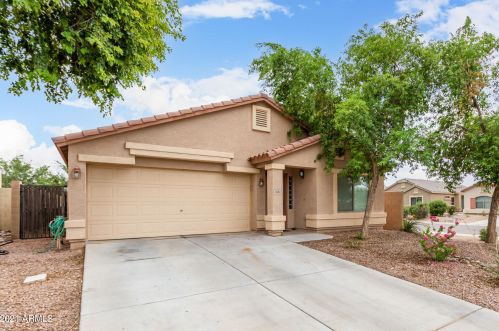 1363 Matthews Dr, San Tan Valley AZ  85143-5054 exterior