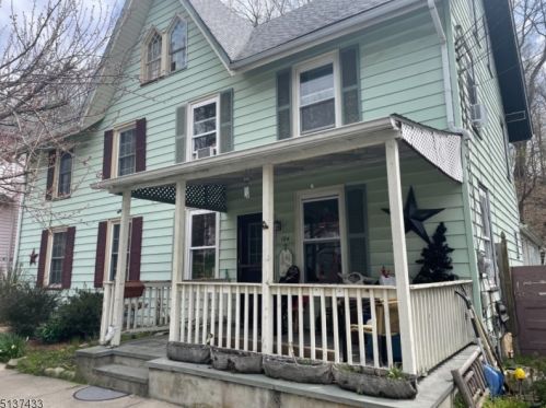 184 Market St, Belvidere NJ  07823-1205 exterior