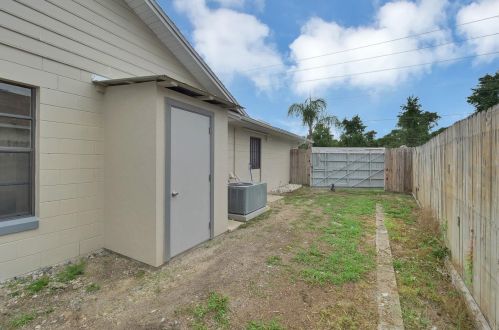 2036 Newmark Dr, Deltona FL  32738-6126 exterior