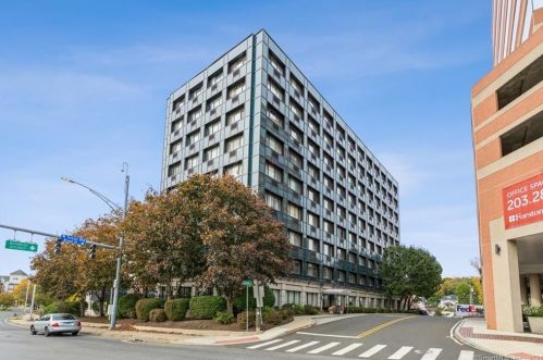 300 Broad St, Stamford, CT 06901-2102