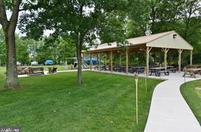 10519 Amity St, Lorton VA  22079-3516 exterior