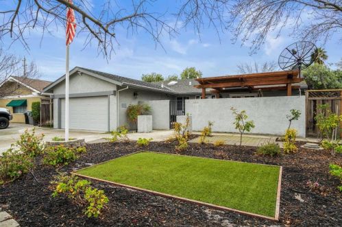 366 Avenida Del Roble, San Jose, CA 95123-1503