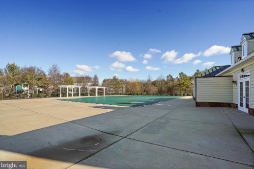 16143 Jordan Crest Ct, Haymarket VA  20169-4943 exterior