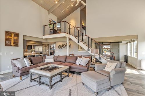 125 Commissioners Pike, Pilesgrove NJ 08098-2033 exterior