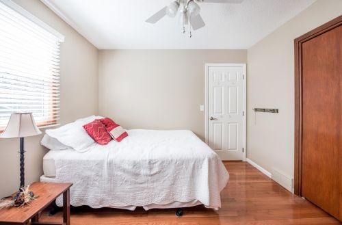 1801 Kari St, Alex MN  56308-8543 exterior