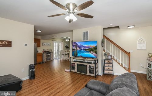 211 Castle Dr, Montross VA  22520-8615 exterior