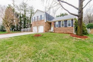 7381 Shady Palm Dr, Springfield, VA 22153-1837
