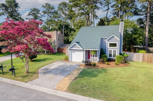 1404 School House Rd, Mount Pleasant, SC 29464-3844