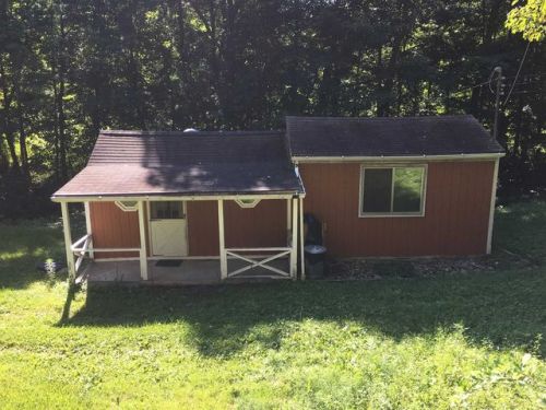 60 Drew Rd, Whaley Lake, NY 12531-4506