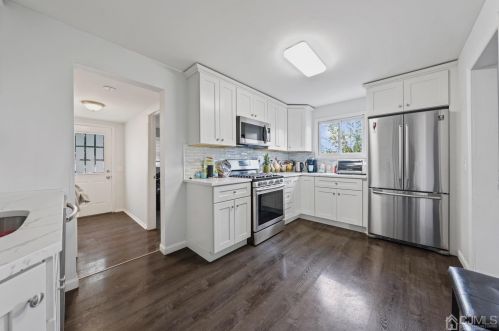 94 Koyen St, Perth Amboy NJ  08863-2052 exterior