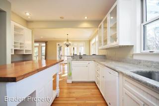 6285 Jarmans Gap Rd, Crozet VA  22932-2839 exterior