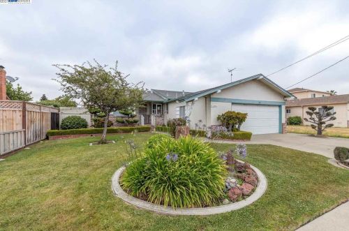 15524 Budge St, San Leandro, CA 94579-2306