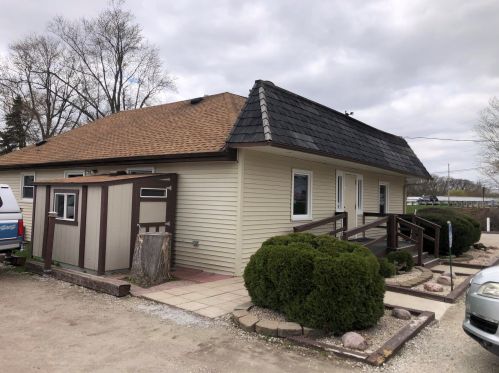 24707 Loomis Rd, Waterford, WI 53185-1413