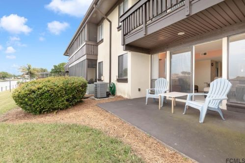 60 Clubhouse Dr, Palm Coast FL  32137-8135 exterior