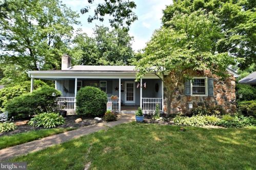 613 Chestnut St, Limerick, PA 19468-2115