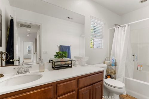 19505 Palomar St, Lake Elsinore CA  92530-6393 exterior