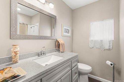 63 Bahia Ln, Oceanside CA  92058-1855 exterior