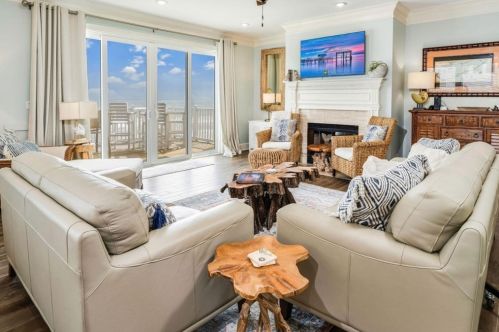 1716 Magnolia Rd, Saint George Island FL  32328-2203 exterior