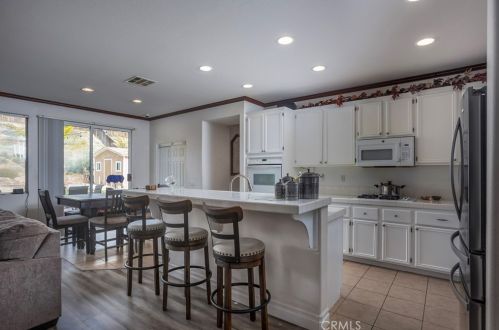 19148 Painted Rock St, Perris CA  92570-6534 exterior