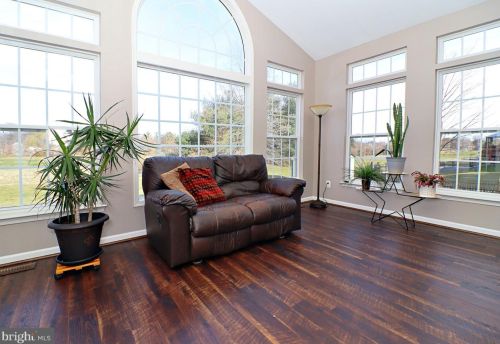 164 Pebble Beach Dr, Charles Town WV  25414-4074 exterior