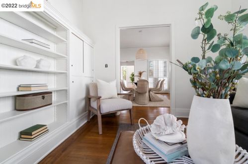 35 Craig Ave, Oakland CA  94611-3701 exterior