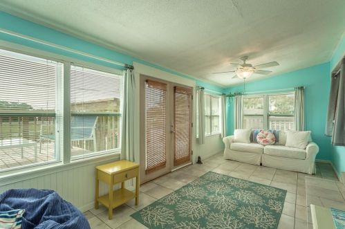 441 Gulf Beach Dr, Saint George Island FL  32328-2811 exterior