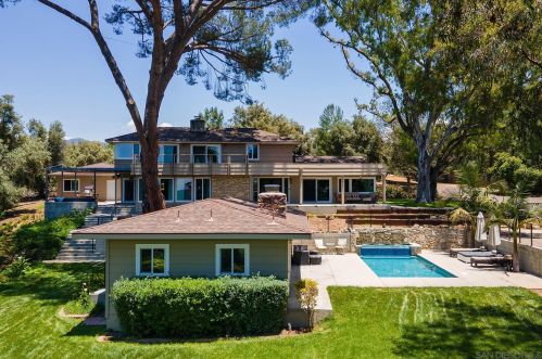 2917 Tavern Rd, Alpine CA  91901-3141 exterior