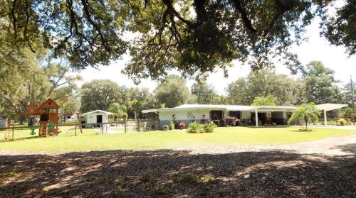 17639 Palamino Lk Dr, Dade City FL 33523-1949 exterior