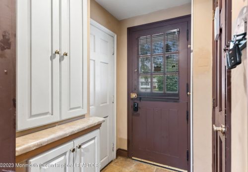 25 Schanck St, East Freehold NJ  07728-1844 exterior