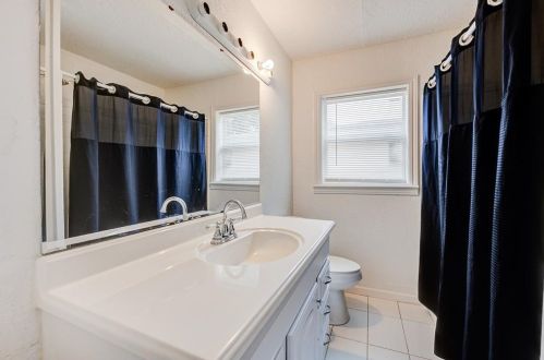 2001 3 Ave, Texas City TX  77590-7308 exterior