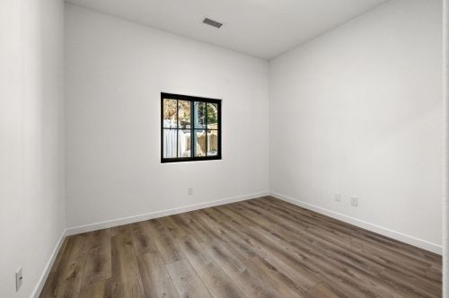 52815 Avenida Alvarado, La Quinta CA  92253-3318 exterior