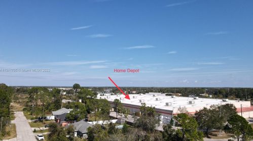 410 Lotus Ave, Sebring FL  33872-3321 exterior