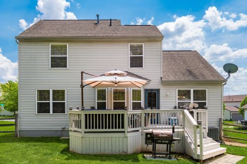 465 Wynridge Dr, Pataskala OH  43062-8126 exterior