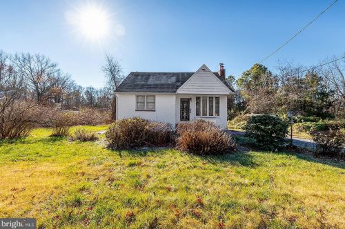 138 Tom Wells Rd, Berlin Boro, NJ 08009-9637