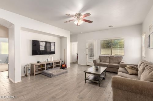 2504 115th Dr, Avondale, AZ 85323-7635