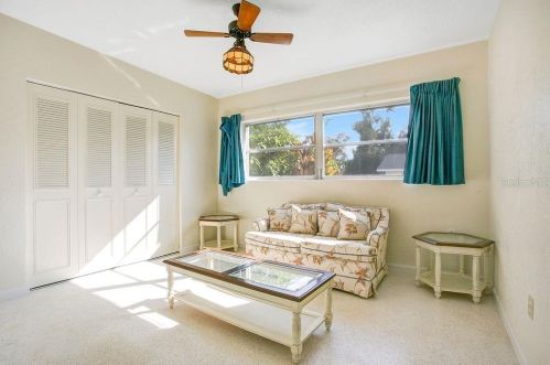 4810 Ferncreek Ave, Orlando FL  32806-7835 exterior