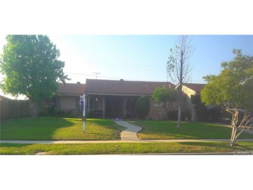 359 Garsden Ave, Covina, CA 91724-3135
