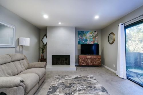 27833 Tierra Vista Rd, Temecula CA  92592-3078 exterior