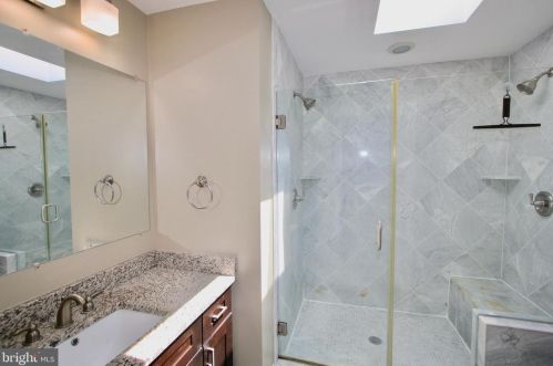 321 T St, Washington DC 20001-4119 exterior