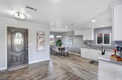 1806 Calaveras Ave, Ontario CA  91764-1110 exterior